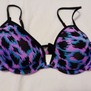 Cute tshirt bra 36A